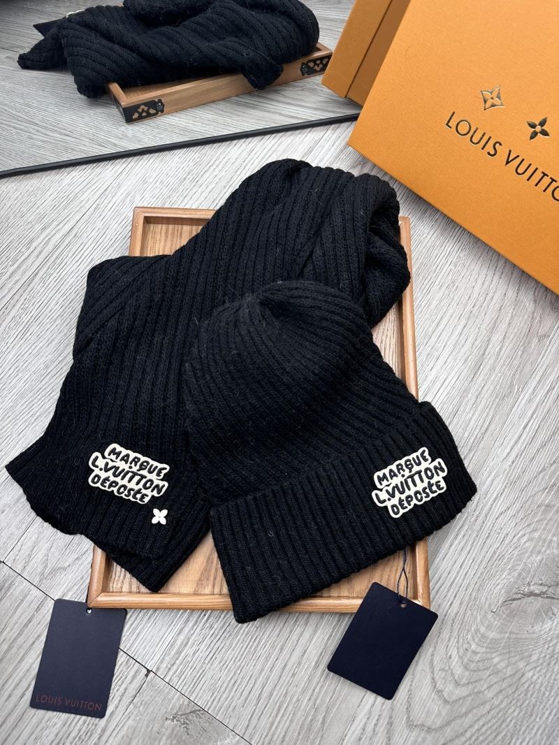 Louis Vuitton Caps Scarfs